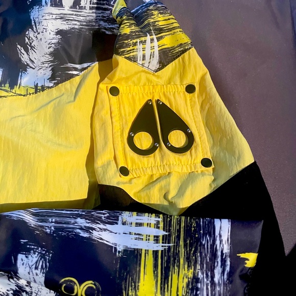 Moose Knuckles Rain Wind Jacket - Boys S EUC - Picture 3 of 4